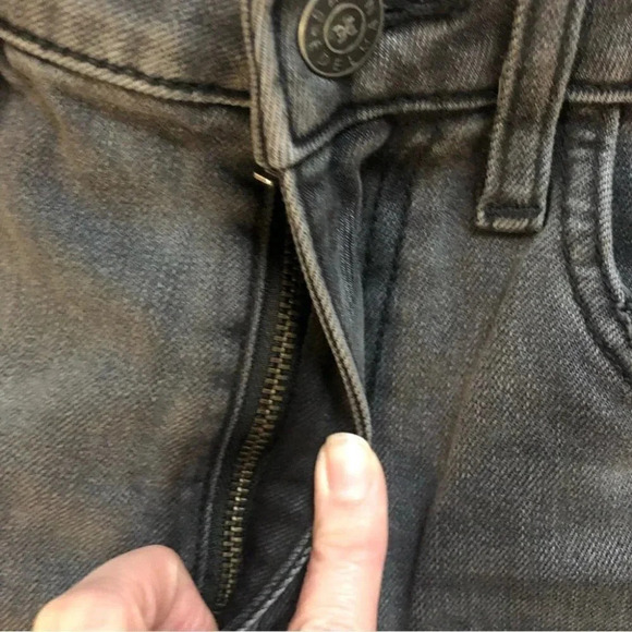 Sam Edelman The Stiletto Straight High Rise Distressed Jeans Black Size 27 NWT - Picture 6 of 12